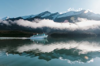 Maligne Lake Cruise in Jasper National Park